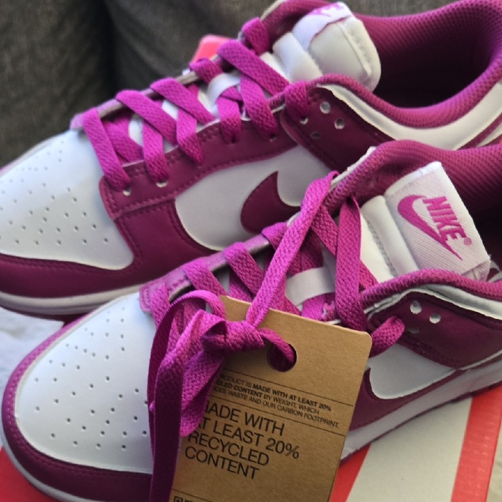 Nike White and Magenta Sneakers W Nike Dunk Next Nature